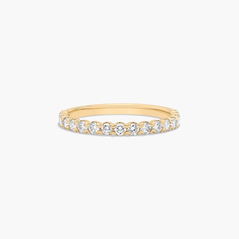 14K Yellow Gold Scallop Style Diamond Wedding Ring