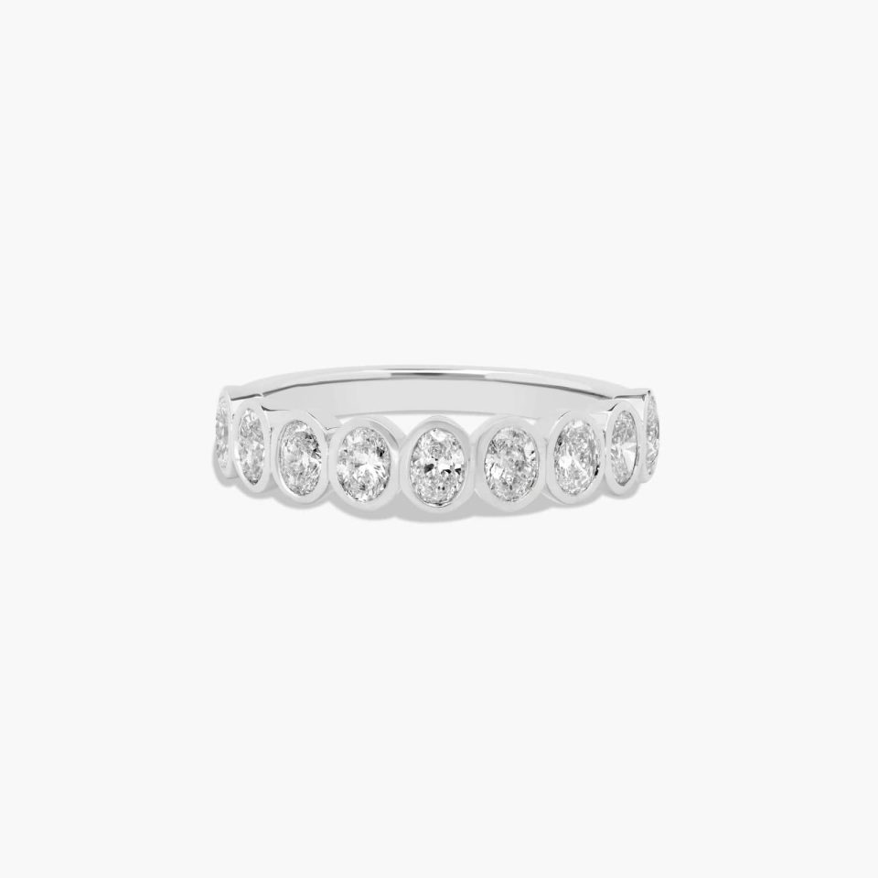 18K White Gold Bezel Set Oval Diamond Wedding Ring