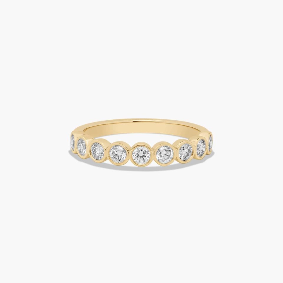 18K Yellow Gold Bezel Set Round Diamond Wedding Ring