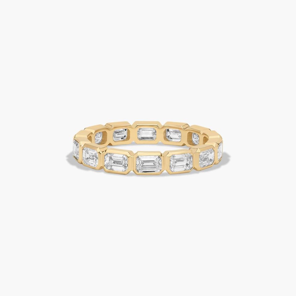 18K Yellow Gold Bezel Set Emerald Cut Diamond Eternity Ring
