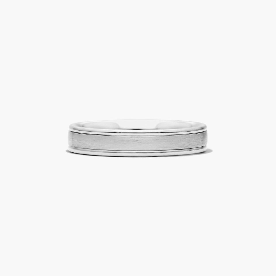 14K White Gold 4.5mm High Polished Round Edge Band